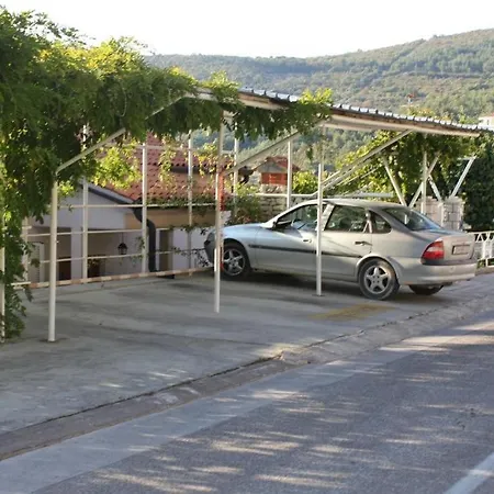 Sleeps 2 Air Con Wifi Appartamento