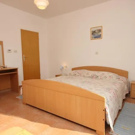 Sleeps 2 Air Con Wifi Appartamento